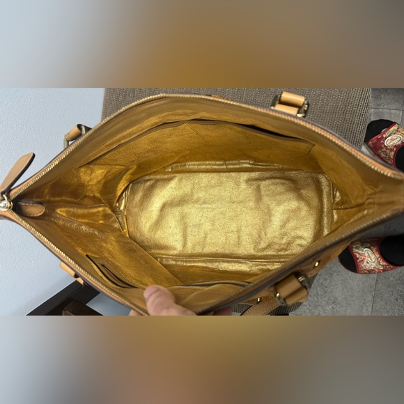 MCM two way tote bag - Picture 6 of 17